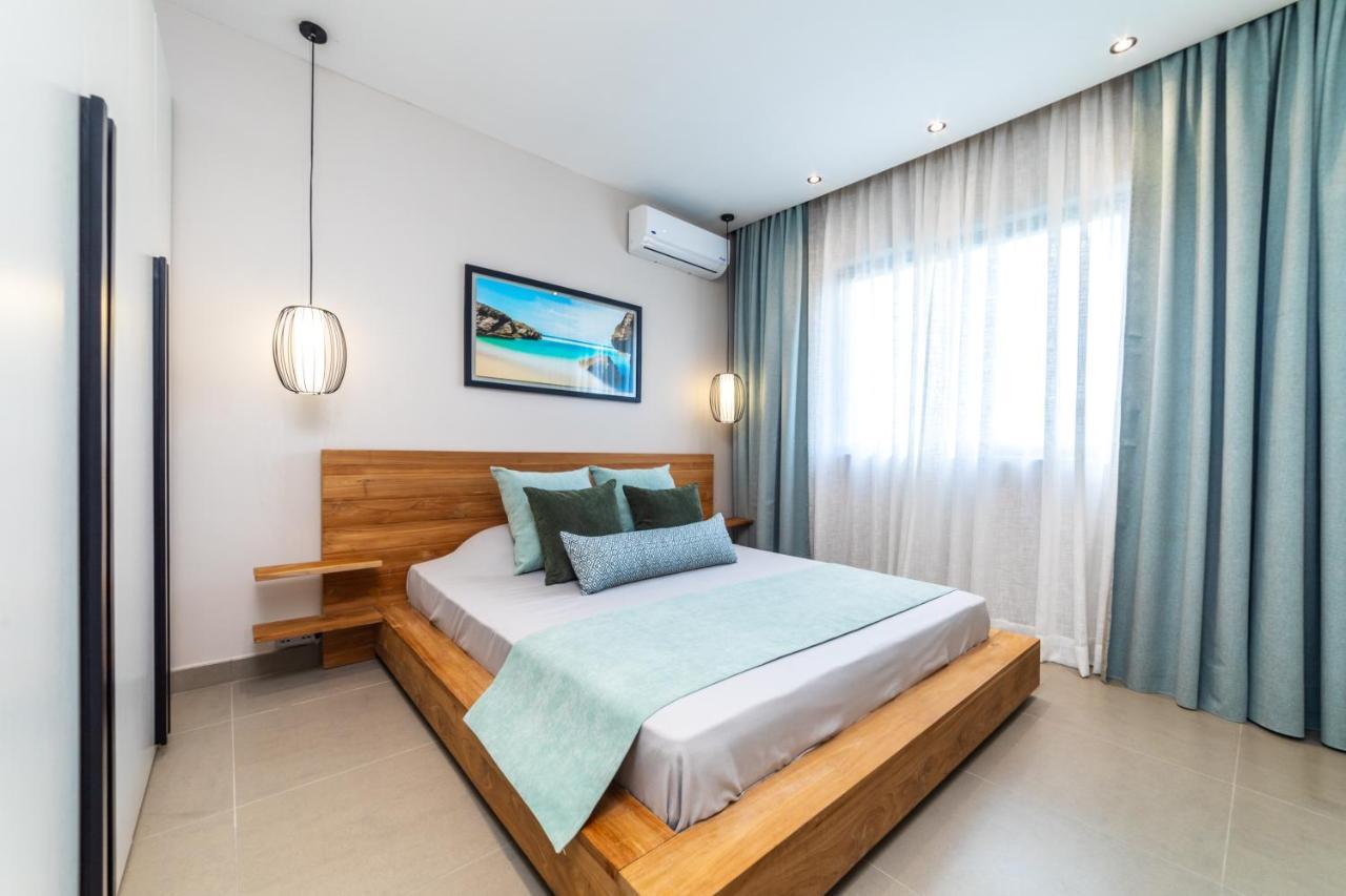 One Bay Residence - Apartment 12 - Apartment In Pereybere Pereybere Beach Extérieur photo