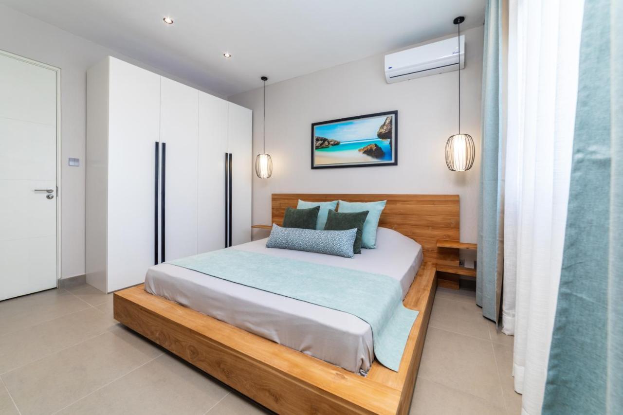 One Bay Residence - Apartment 12 - Apartment In Pereybere Pereybere Beach Extérieur photo